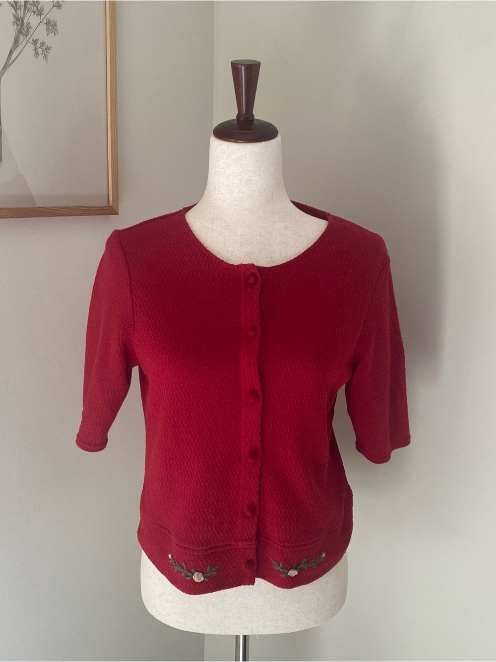 Vintage Kathy Ireland Red Short-Sleeve Knit Cardigan with Embroidered Hem